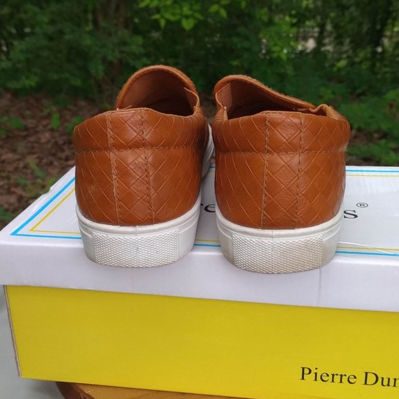 Pierre Dumas Weaved Whiskey Colored Slip On Sneakers Size 8 - Picture 6 of 9